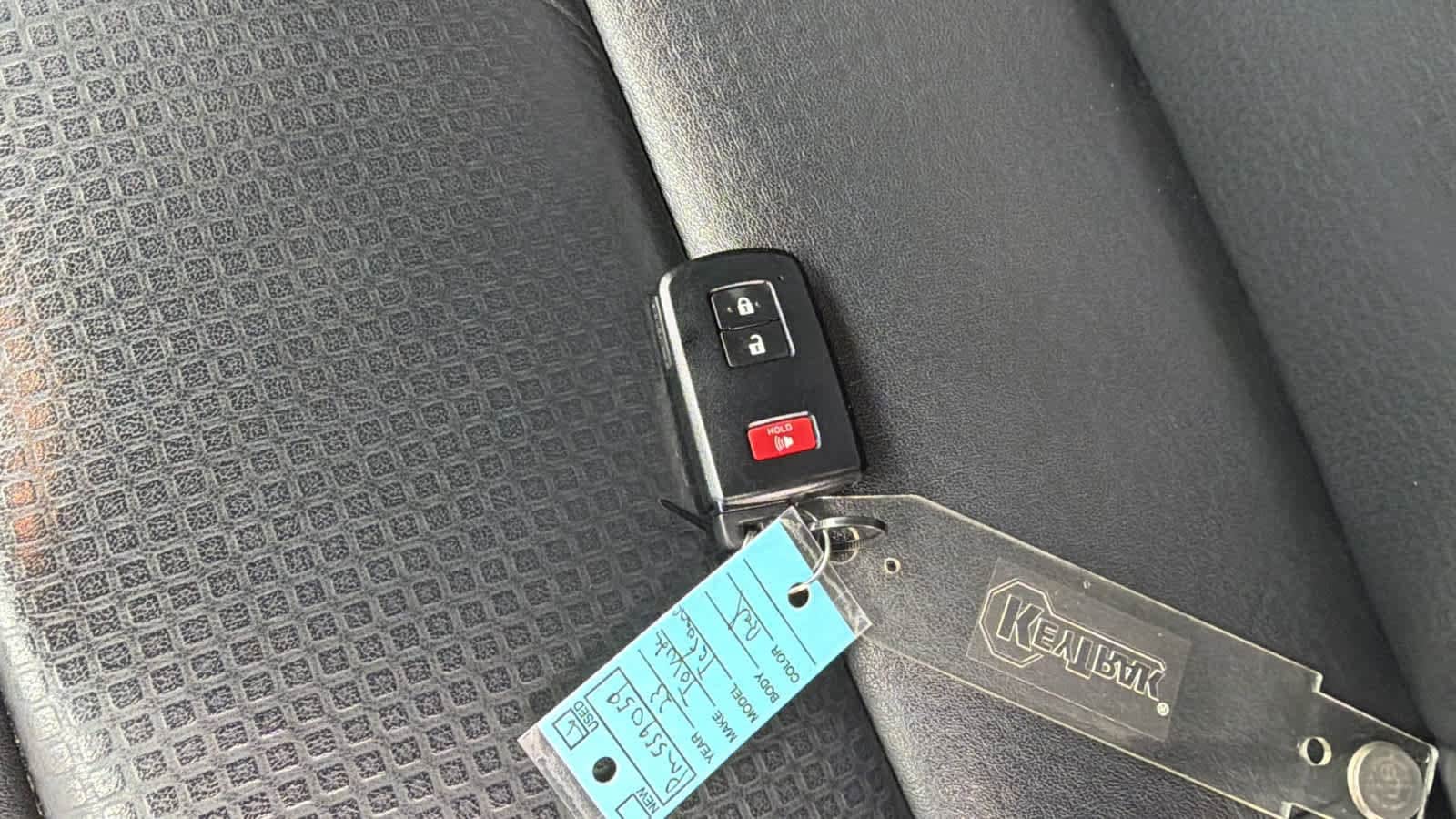 Thumbnail: 2023 Toyota Tacoma - 29