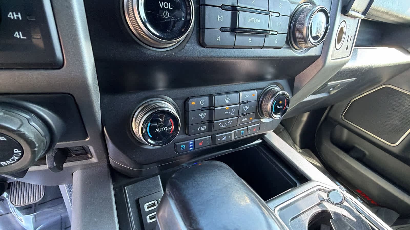 Thumbnail: 2020 Ford F-150 - 14