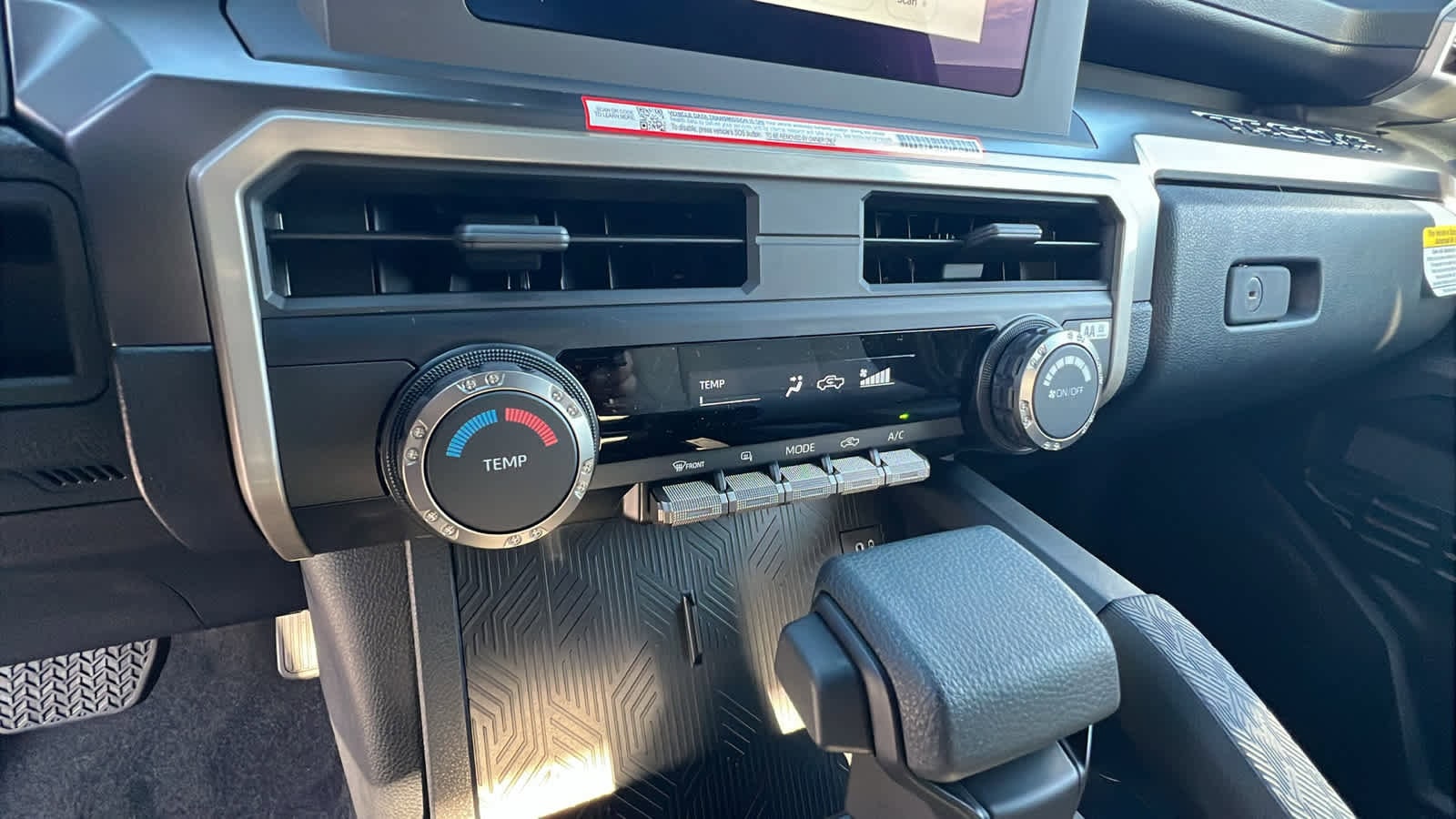 Thumbnail: 2025 Toyota Tacoma - 14