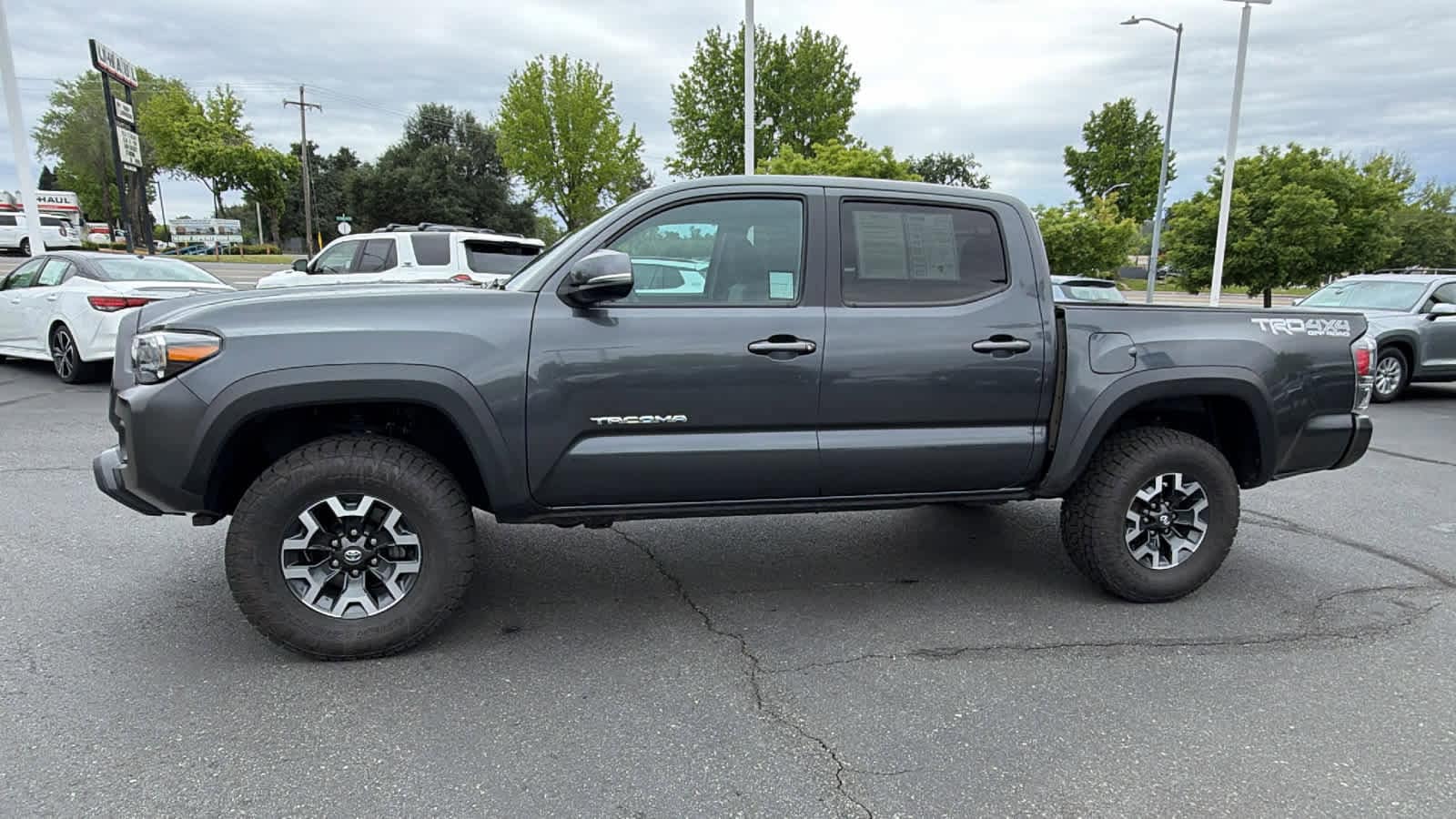 Thumbnail: 2023 Toyota Tacoma - 8
