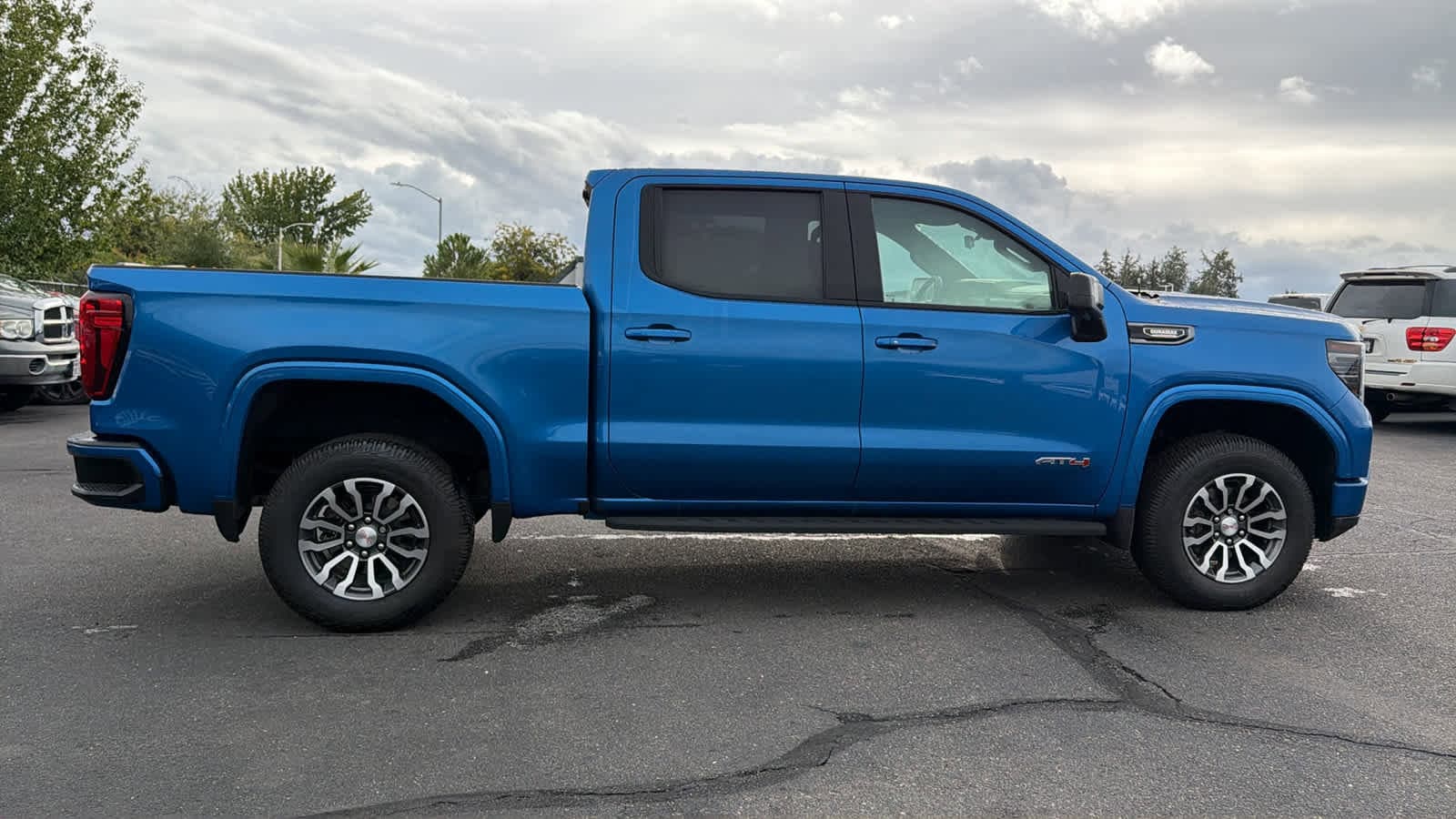 Thumbnail: 2022 GMC Sierra 1500 - 4