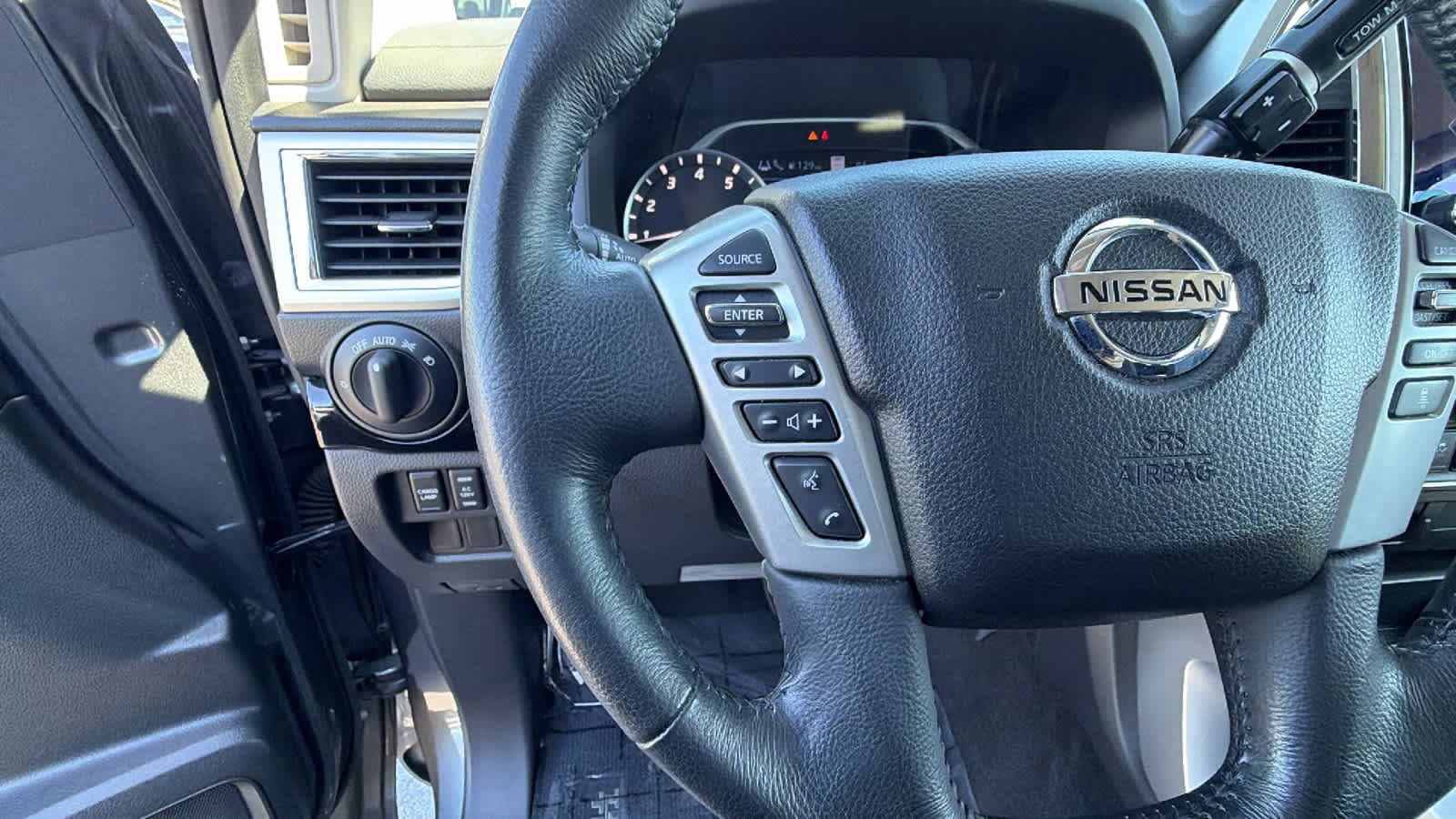 Thumbnail: 2021 Nissan Titan - 19