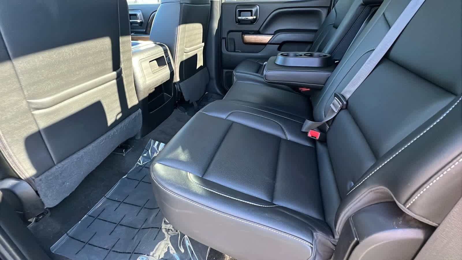 Thumbnail: 2016 Chevrolet Silverado 3500 - 24