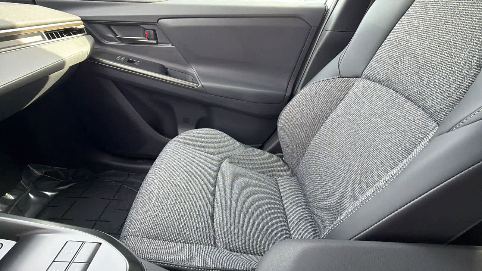 Thumbnail: 2026 Toyota bZ - 12