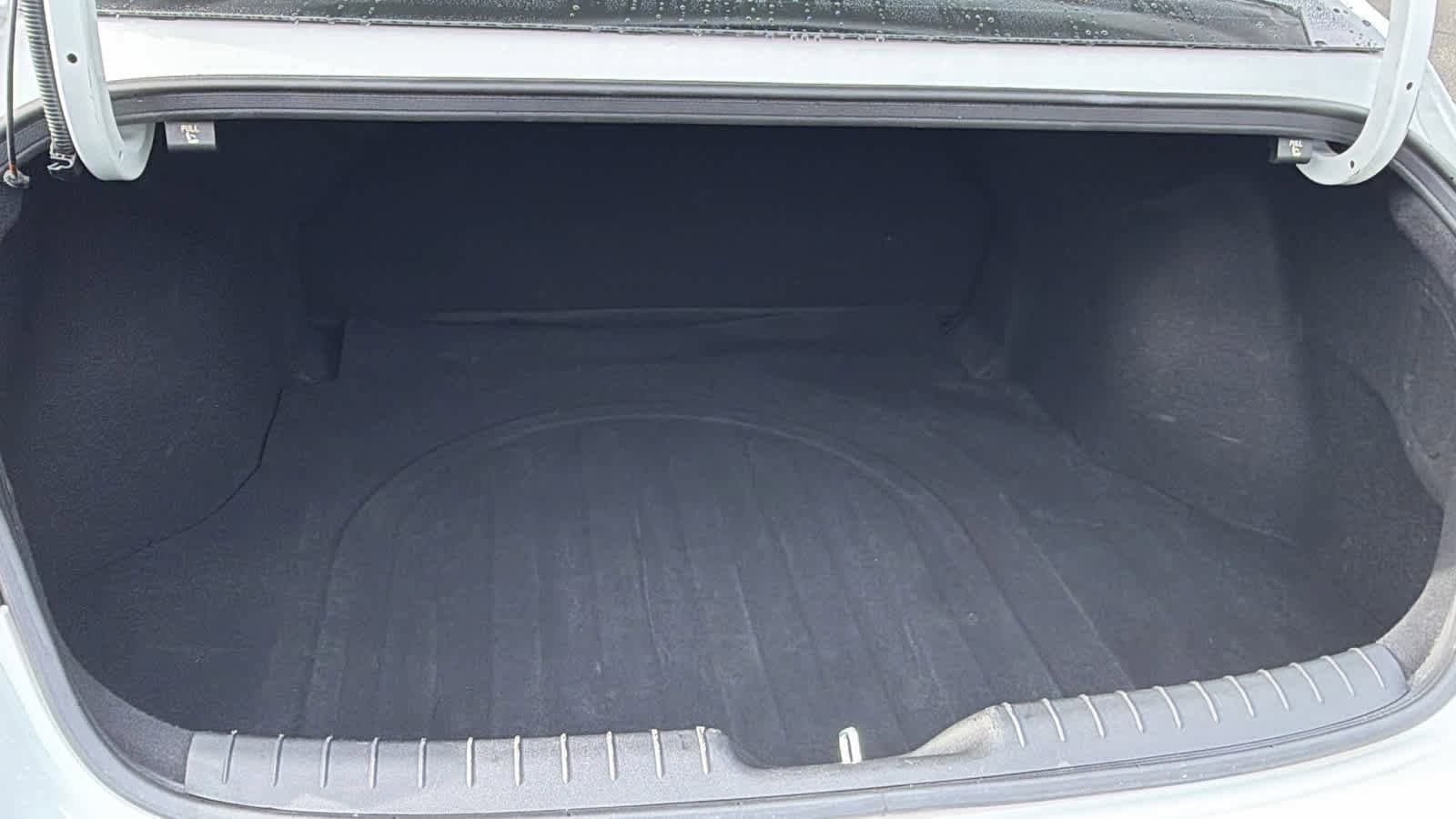 Thumbnail: 2021 Hyundai Elantra - 27