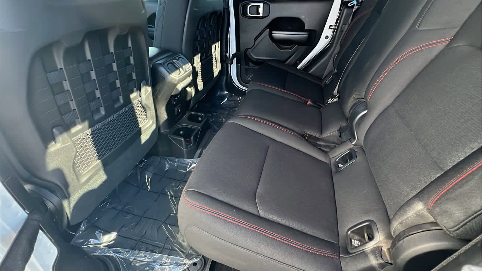 Thumbnail: 2020 Jeep Gladiator - 24