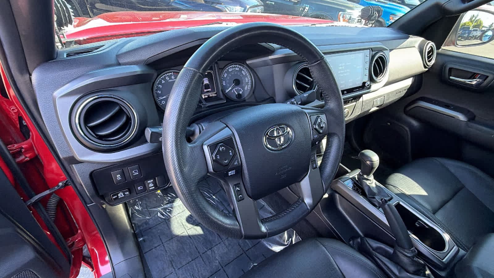 Thumbnail: 2023 Toyota Tacoma - 10