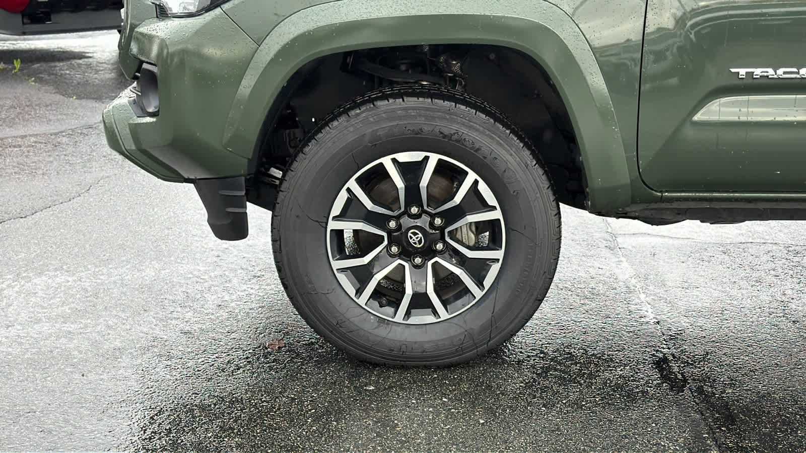 Thumbnail: 2022 Toyota Tacoma - 9