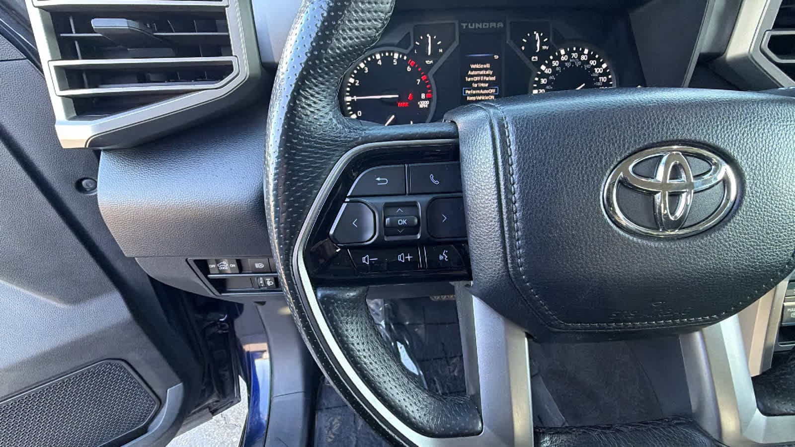 Thumbnail: 2023 Toyota Tundra - 19