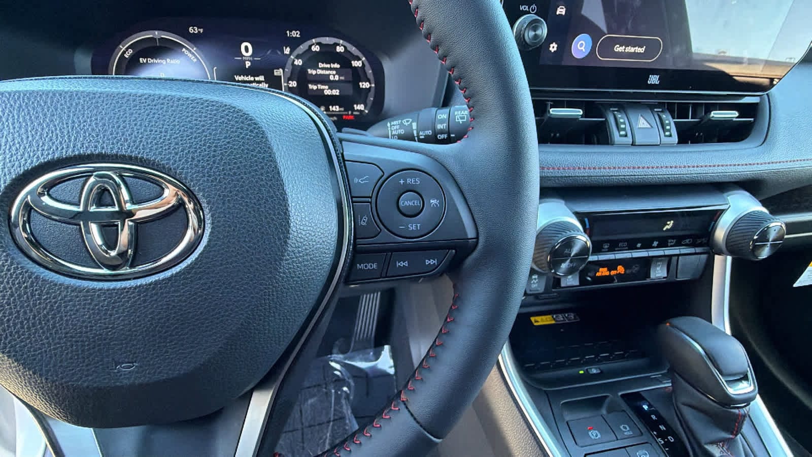 Thumbnail: 2025 Toyota RAV4 - 20