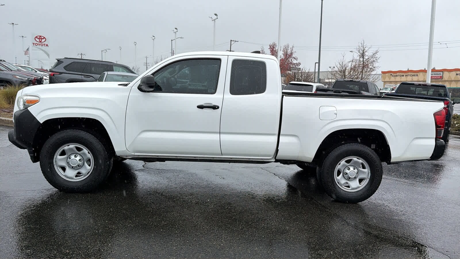 Thumbnail: 2018 Toyota Tacoma - 8