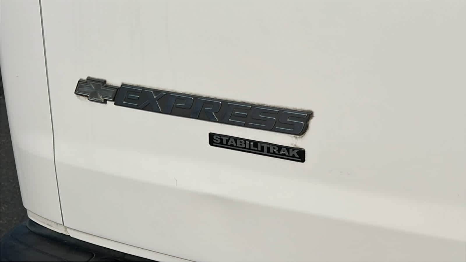 Thumbnail: 2013 Chevrolet Express - 28