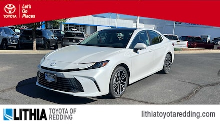 2025 Toyota Camry XLE Sedan
