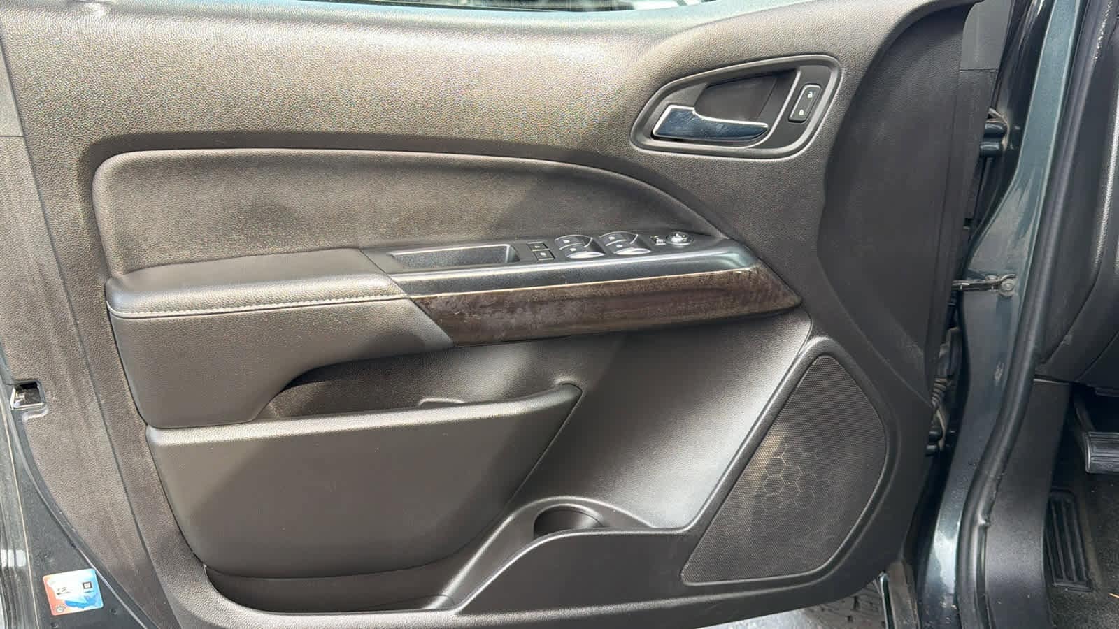 Thumbnail: 2018 GMC Canyon - 23