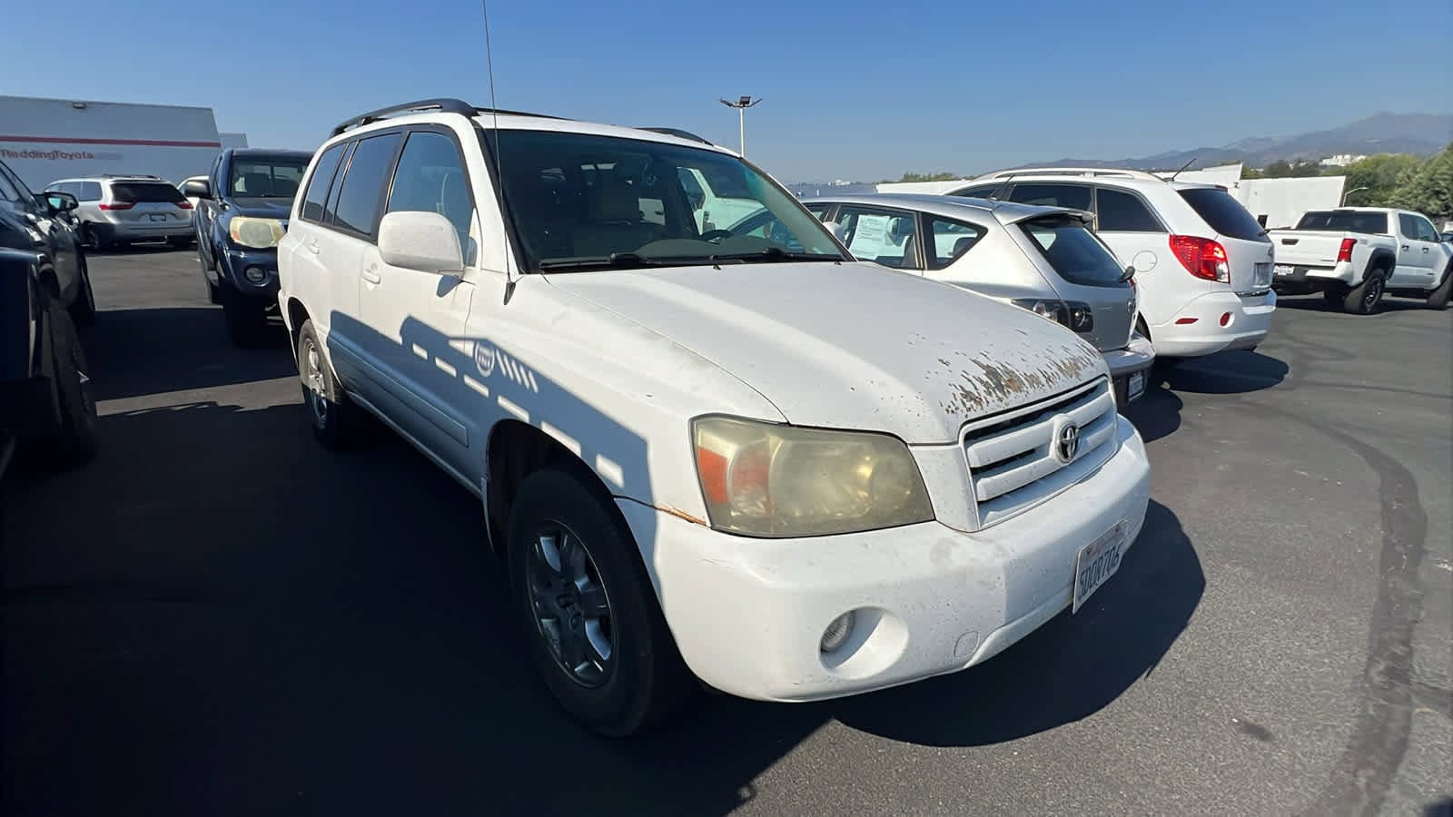 Thumbnail: 2004 Toyota Highlander - 2