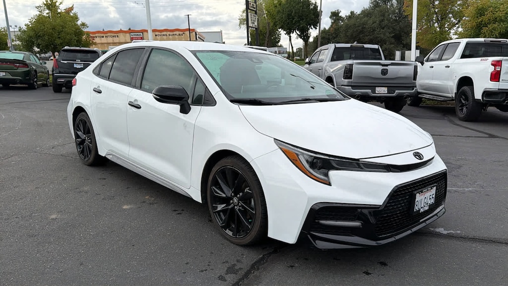 Used 2021 Toyota Corolla SE Nightshade Edition Sedan