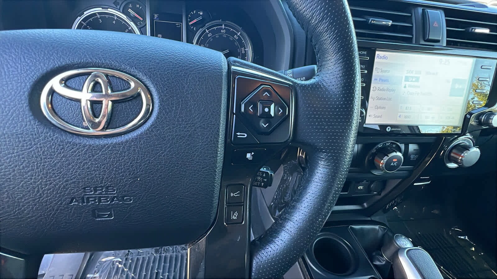 Thumbnail: 2023 Toyota 4Runner - 20