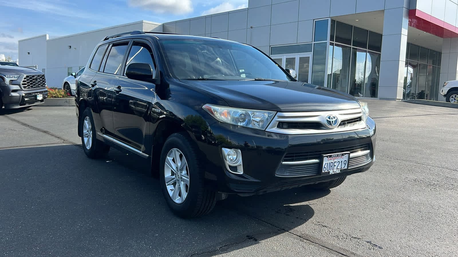 Thumbnail: 2012 Toyota Highlander - 3