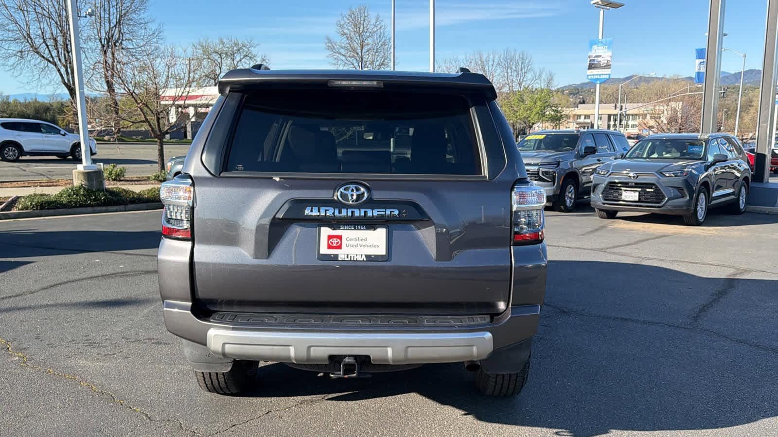 Thumbnail: 2022 Toyota 4Runner - 6