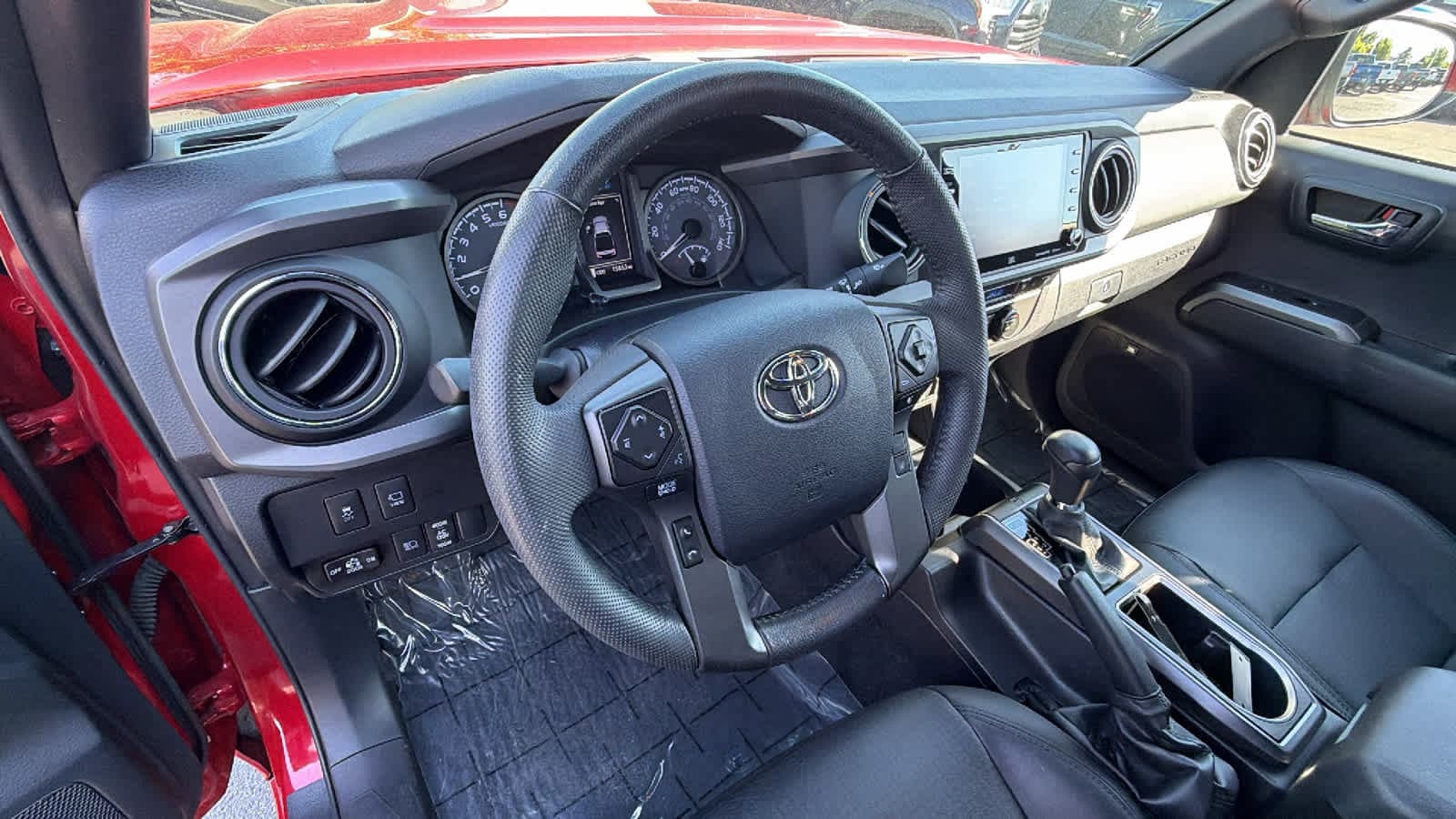 Thumbnail: 2023 Toyota Tacoma - 10