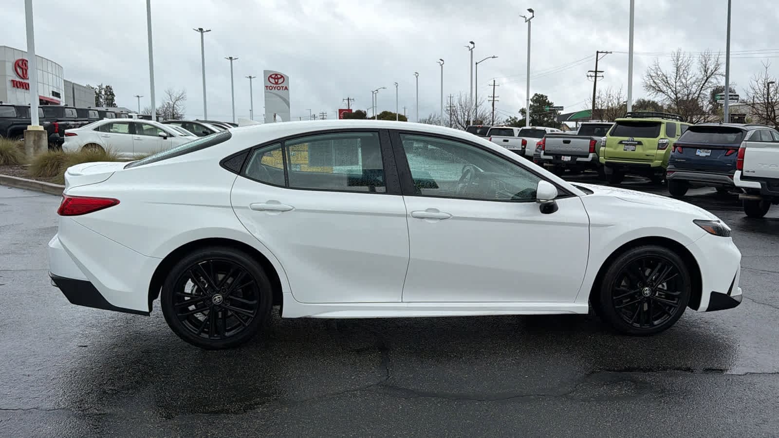 Thumbnail: 2025 Toyota Camry - 4