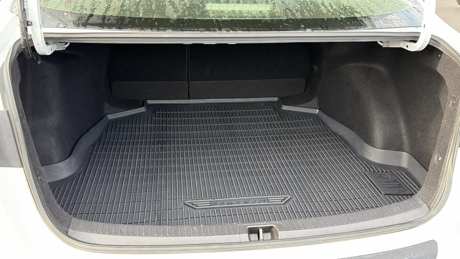 Thumbnail: 2022 Toyota Corolla - 27