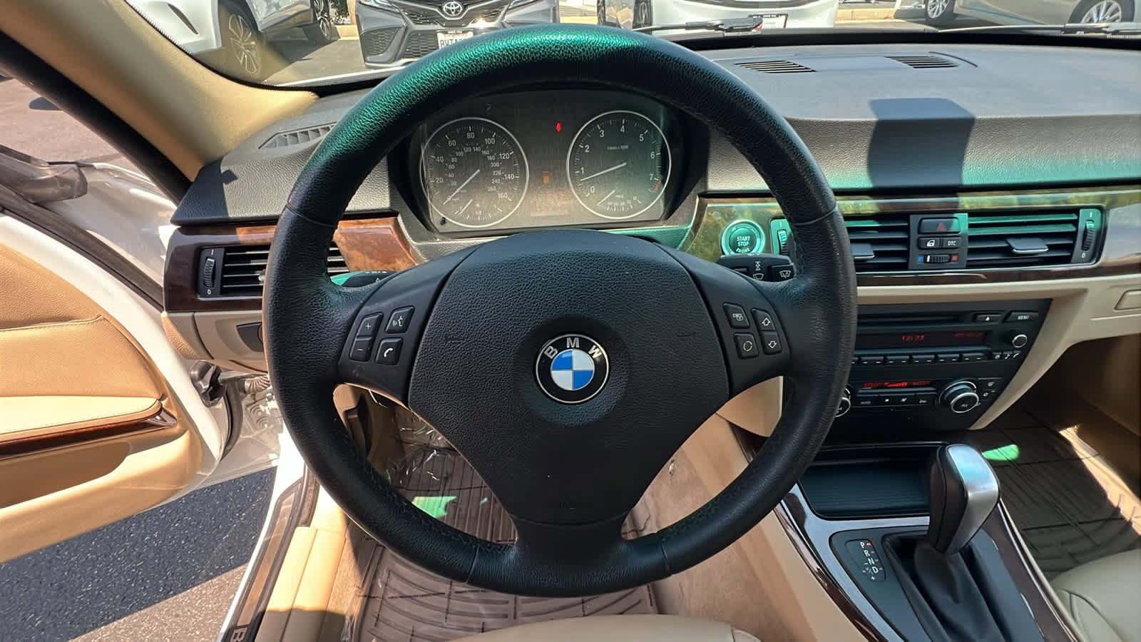 Thumbnail: 2010 BMW 3 Series - 18