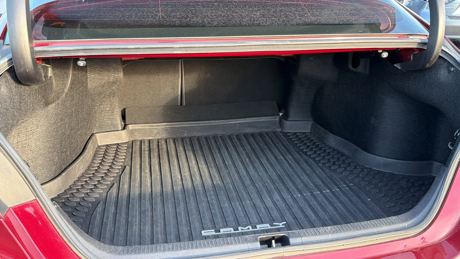 Thumbnail: 2018 Toyota Camry - 27