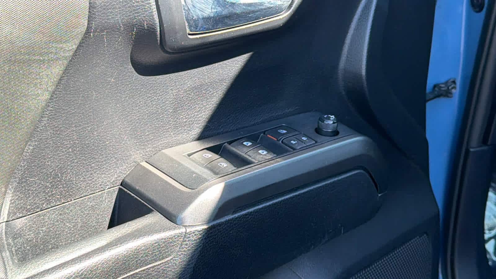 Thumbnail: 2019 Toyota Tacoma - 22