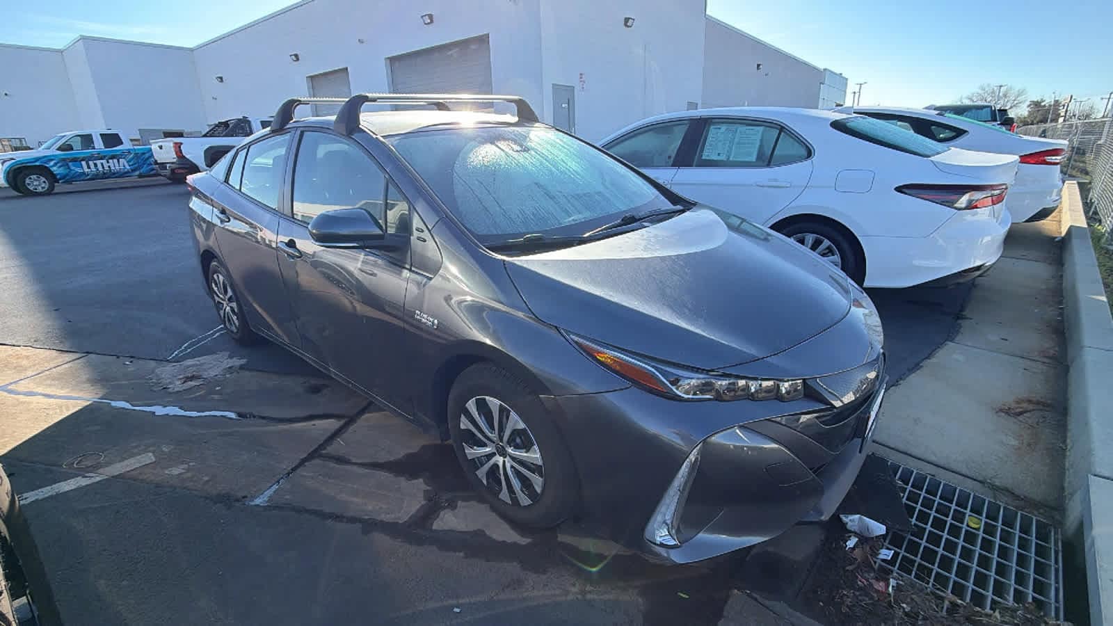 Thumbnail: 2022 Toyota Prius Prime - 2