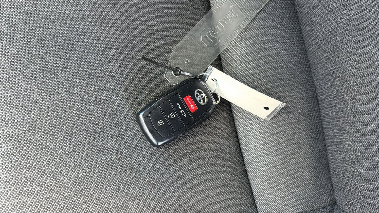 Thumbnail: 2025 Toyota Camry - 29