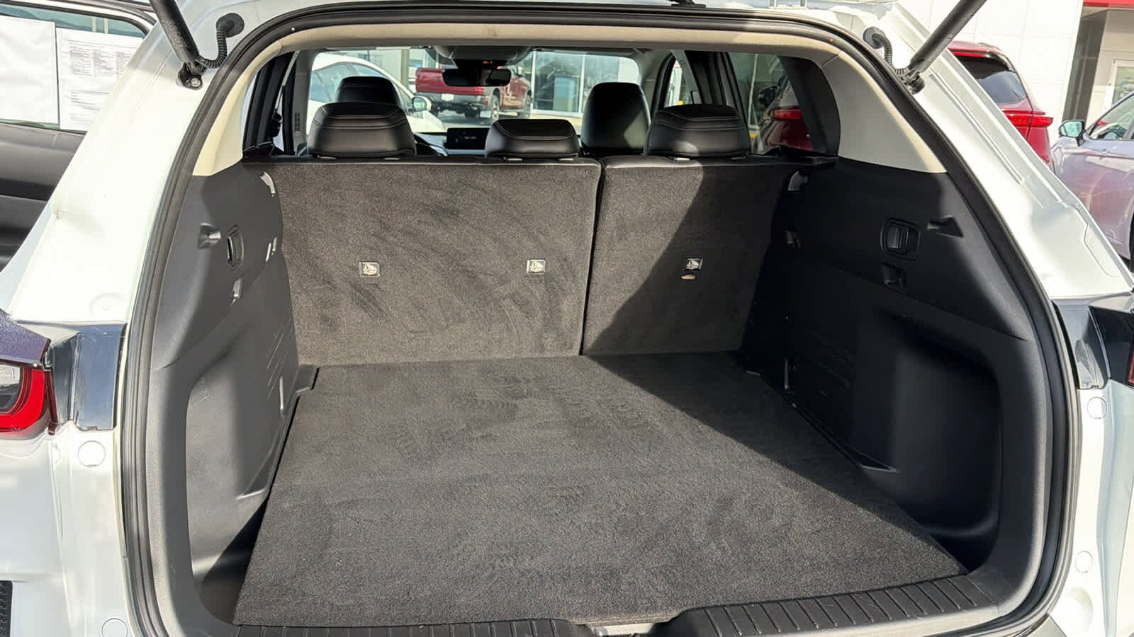 Thumbnail: 2023 Mazda CX-50 - 27