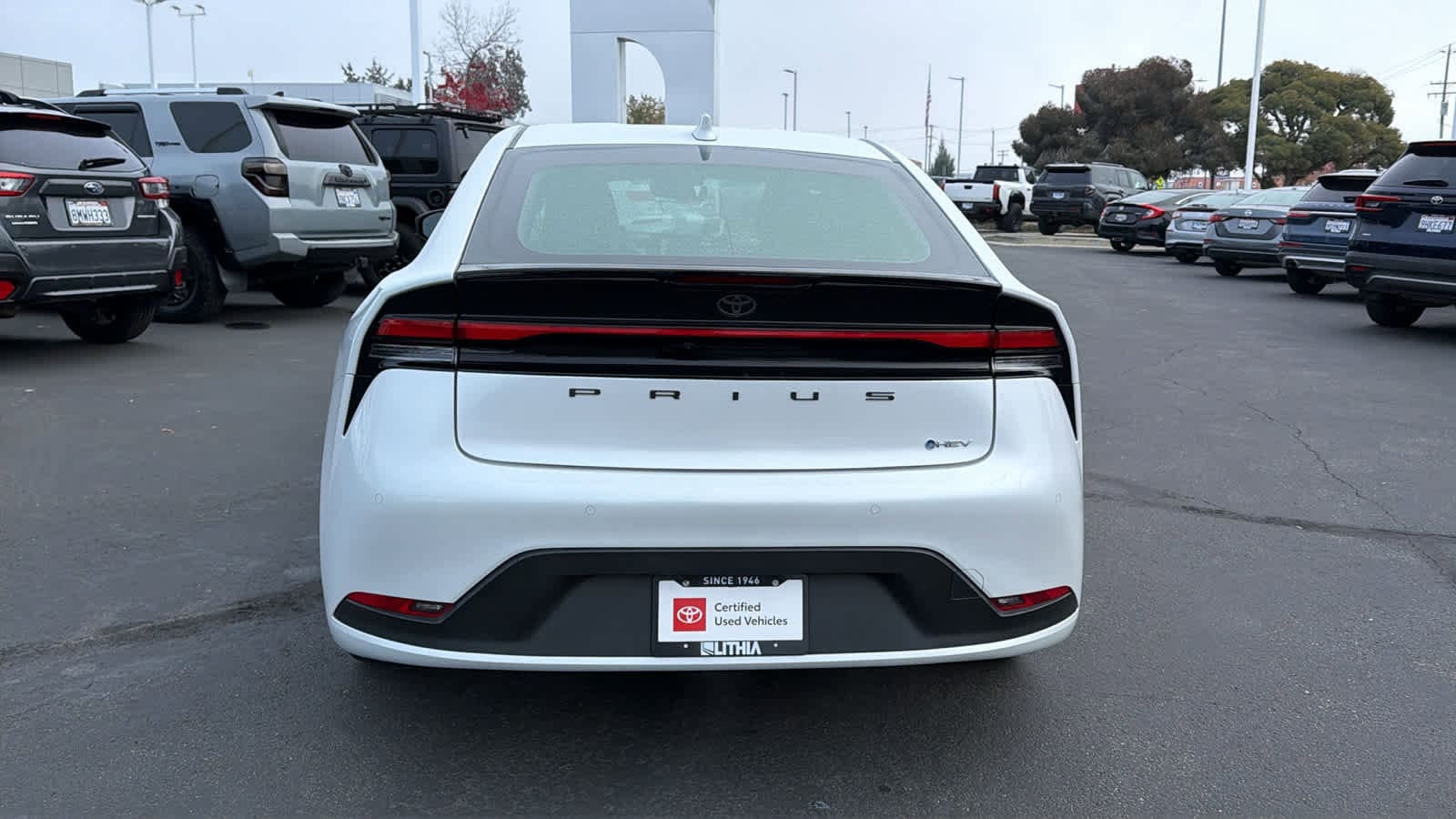 Thumbnail: 2024 Toyota Prius - 6