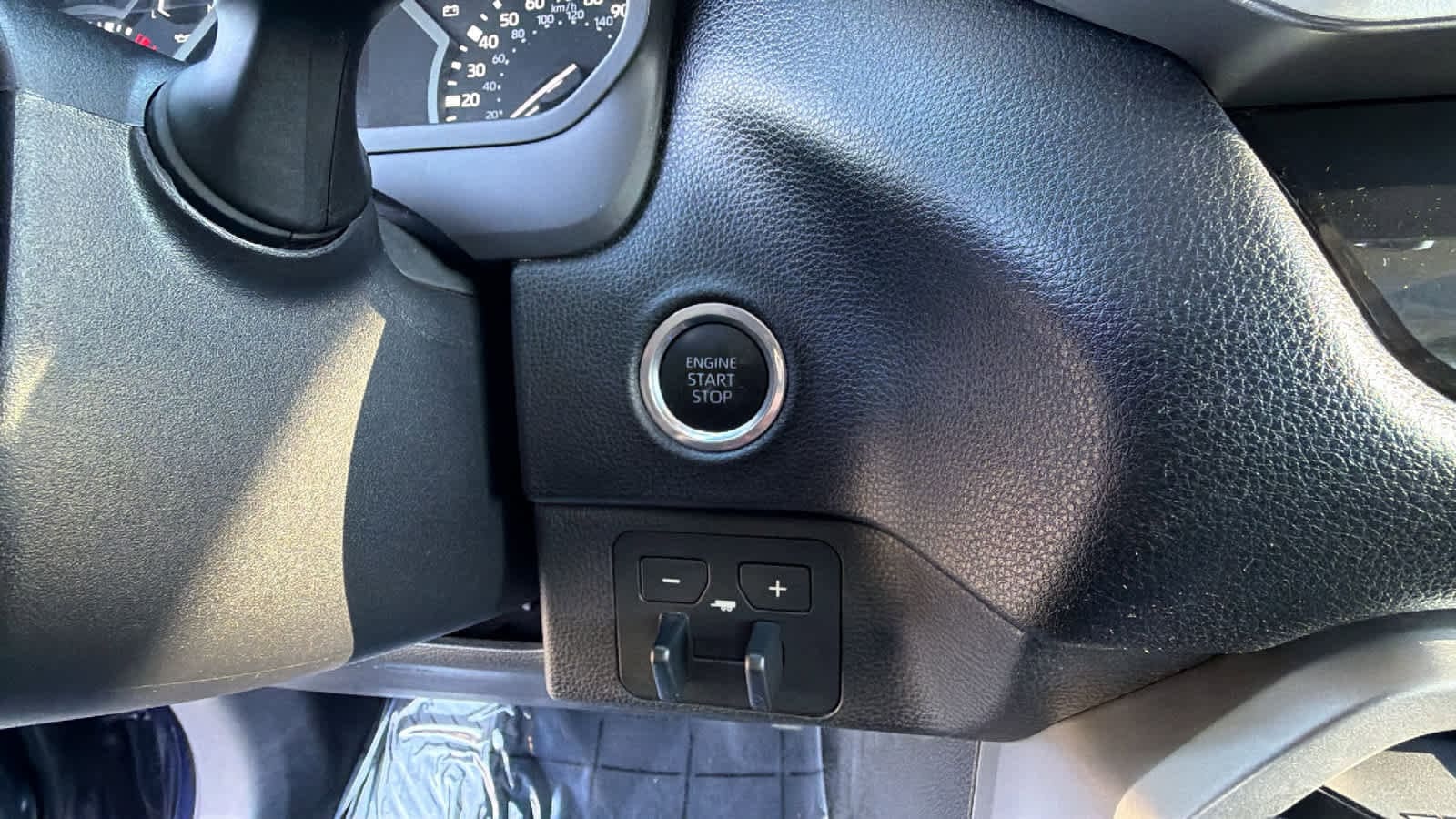 Thumbnail: 2023 Toyota Tundra - 17