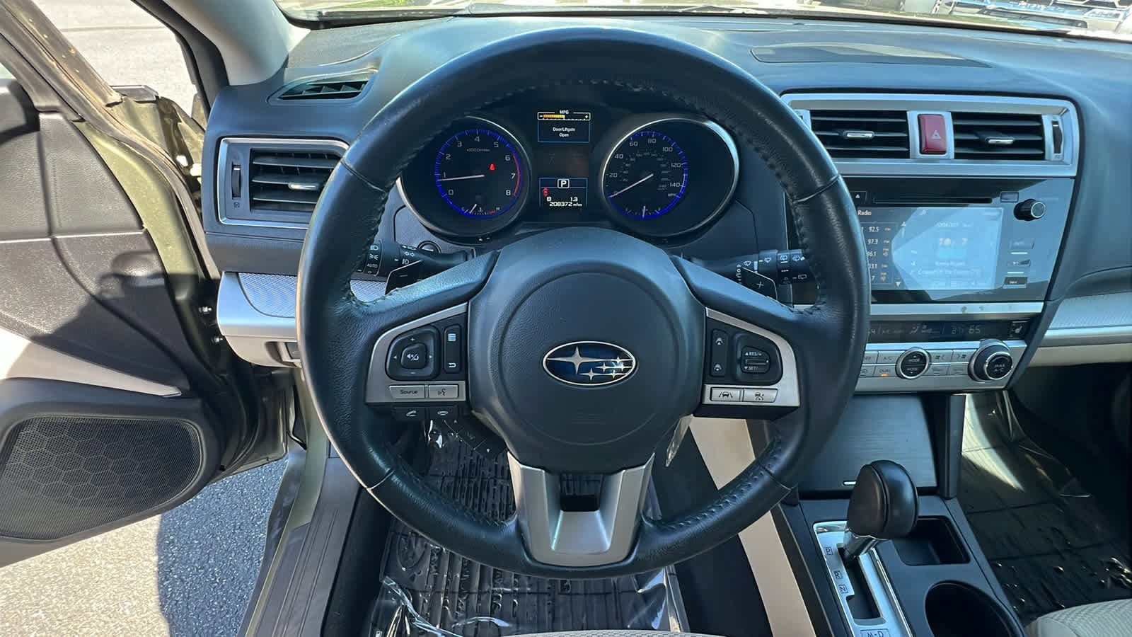 Thumbnail: 2017 Subaru Outback - 18