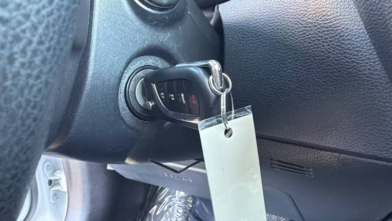 Thumbnail: 2023 Toyota Corolla - 17