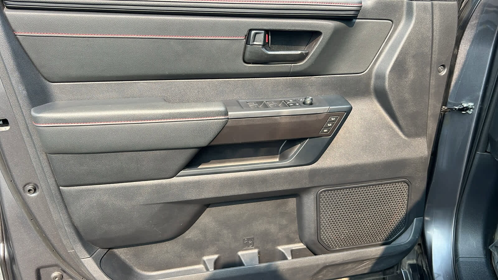 Thumbnail: 2023 Toyota Tundra - 23