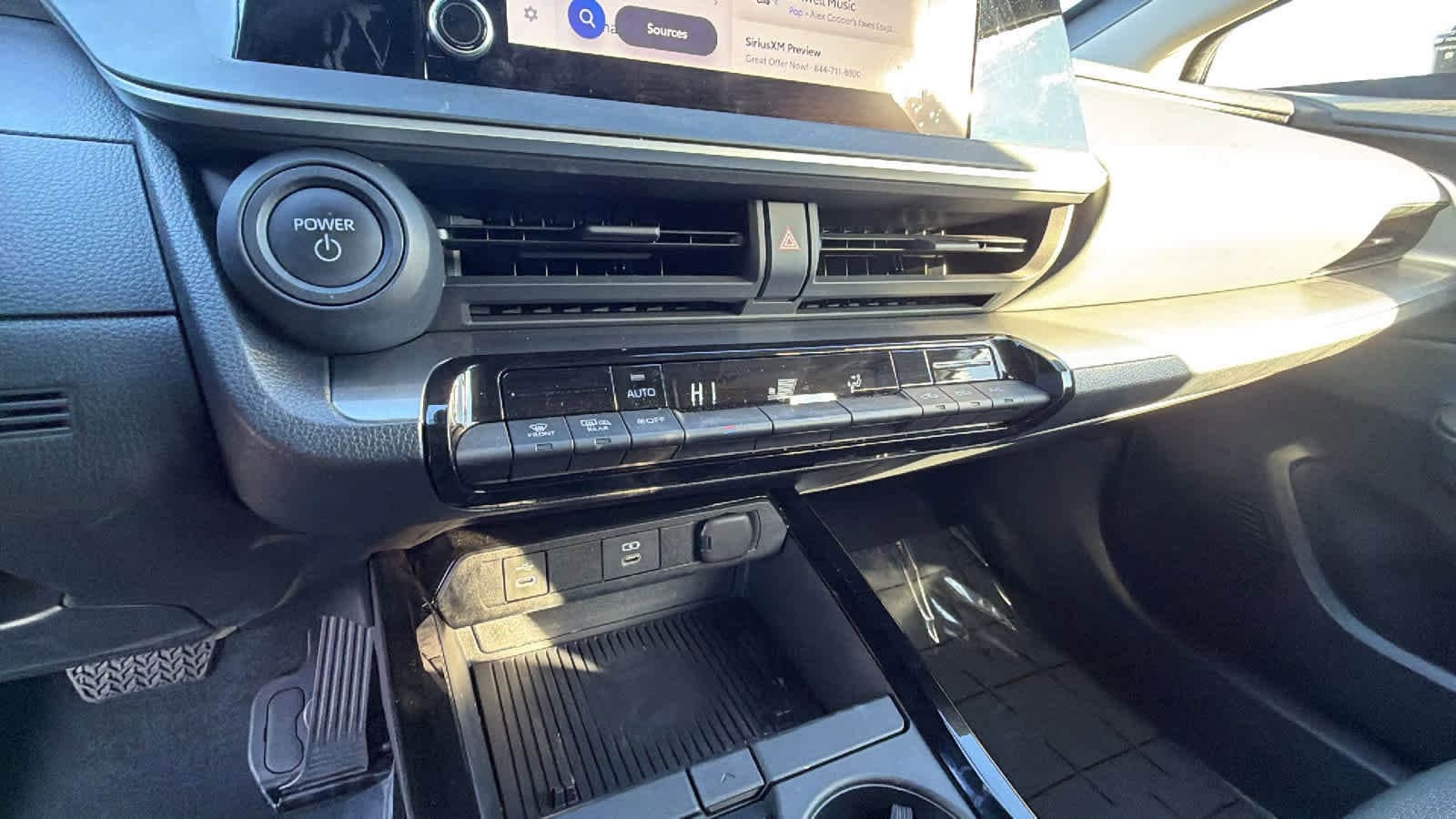 Thumbnail: 2024 Toyota Prius - 14