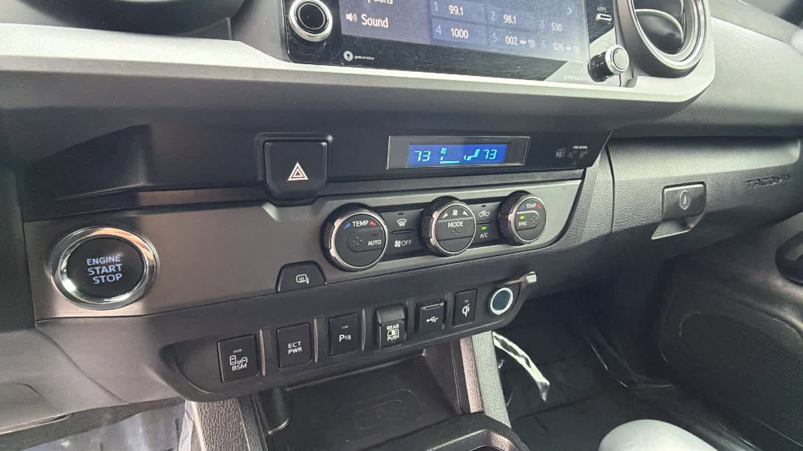 Thumbnail: 2022 Toyota Tacoma - 14