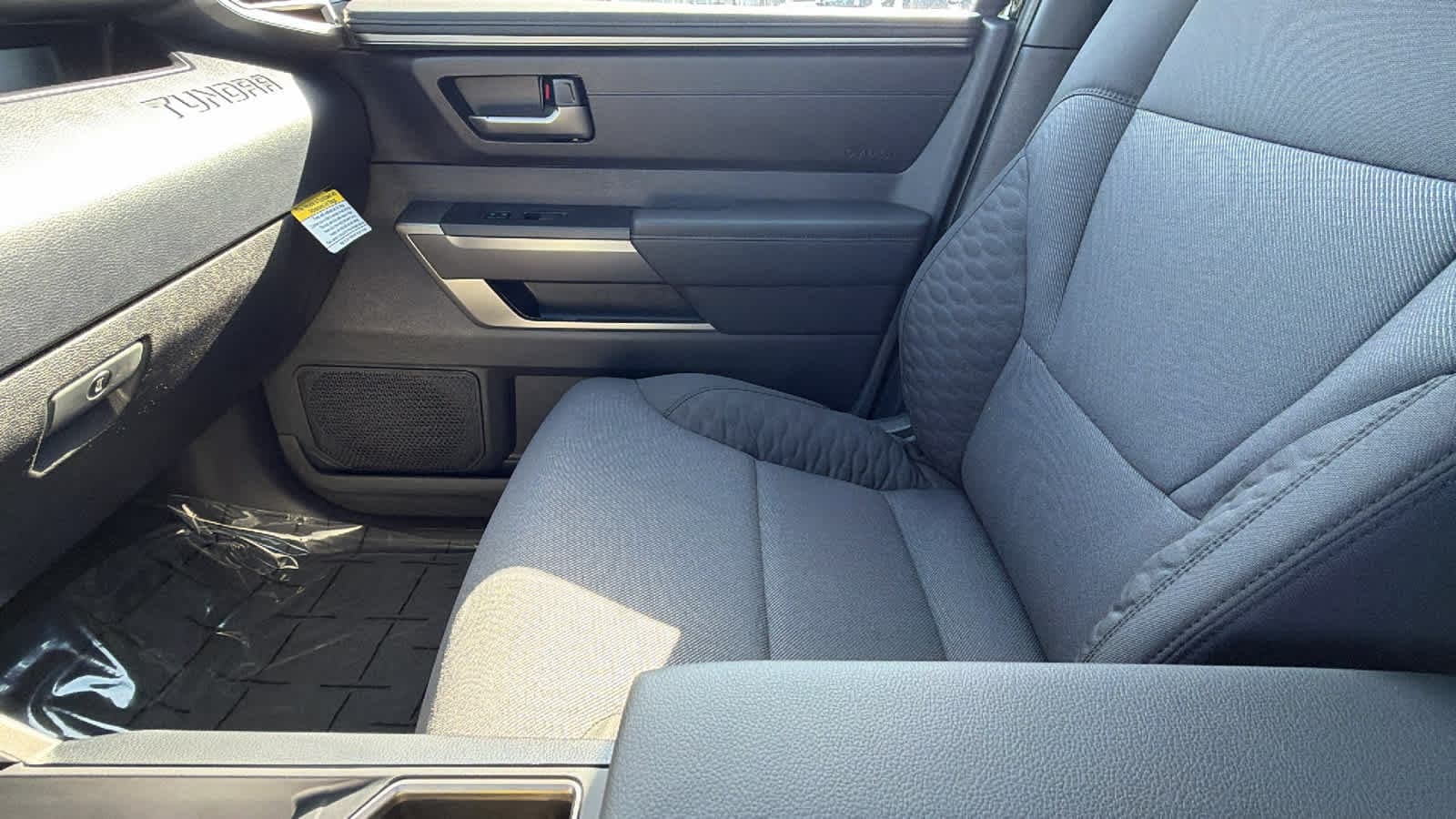 2026 Toyota Tundra SR5 - Photo 12