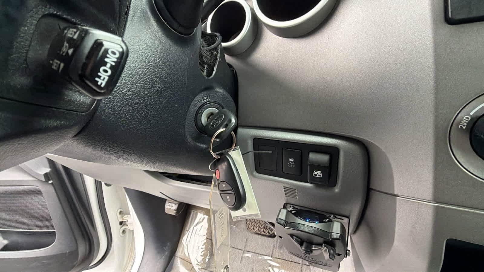 Thumbnail: 2011 Toyota Tundra - 17