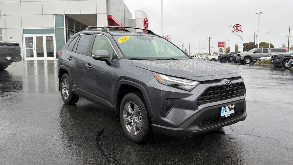 New 2025 Toyota RAV4 Hybrid XLE XLE AWD SUV