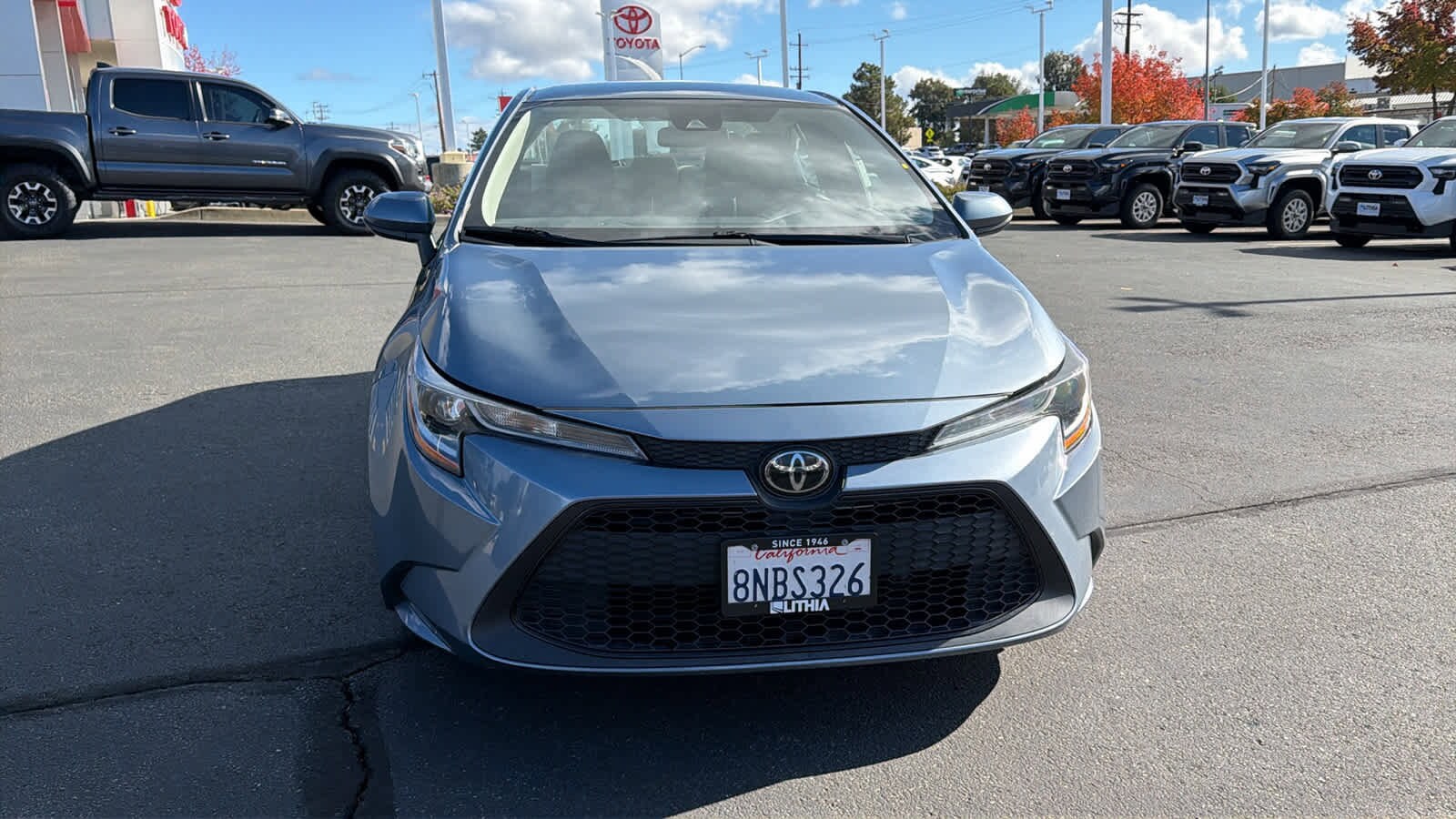 2020 Toyota Corolla LE photo 2