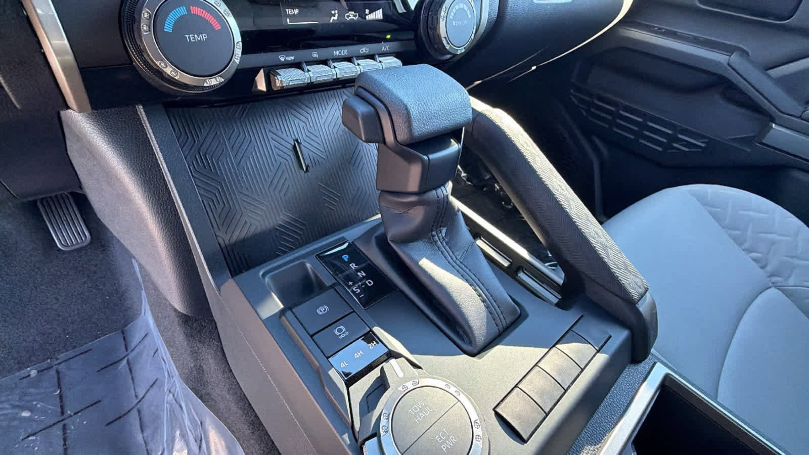 Thumbnail: 2025 Toyota Tacoma - 13