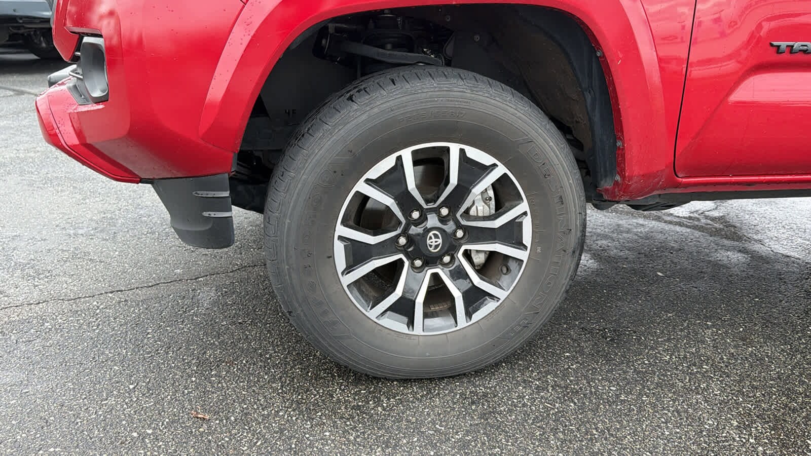 Thumbnail: 2023 Toyota Tacoma - 9