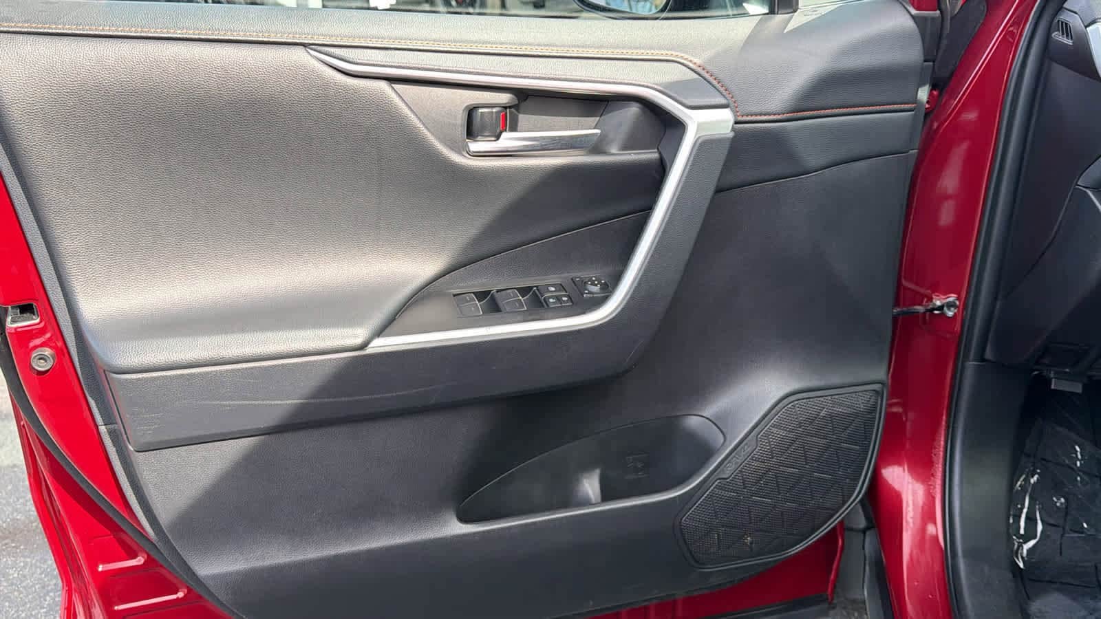 Thumbnail: 2024 Toyota RAV4 - 23