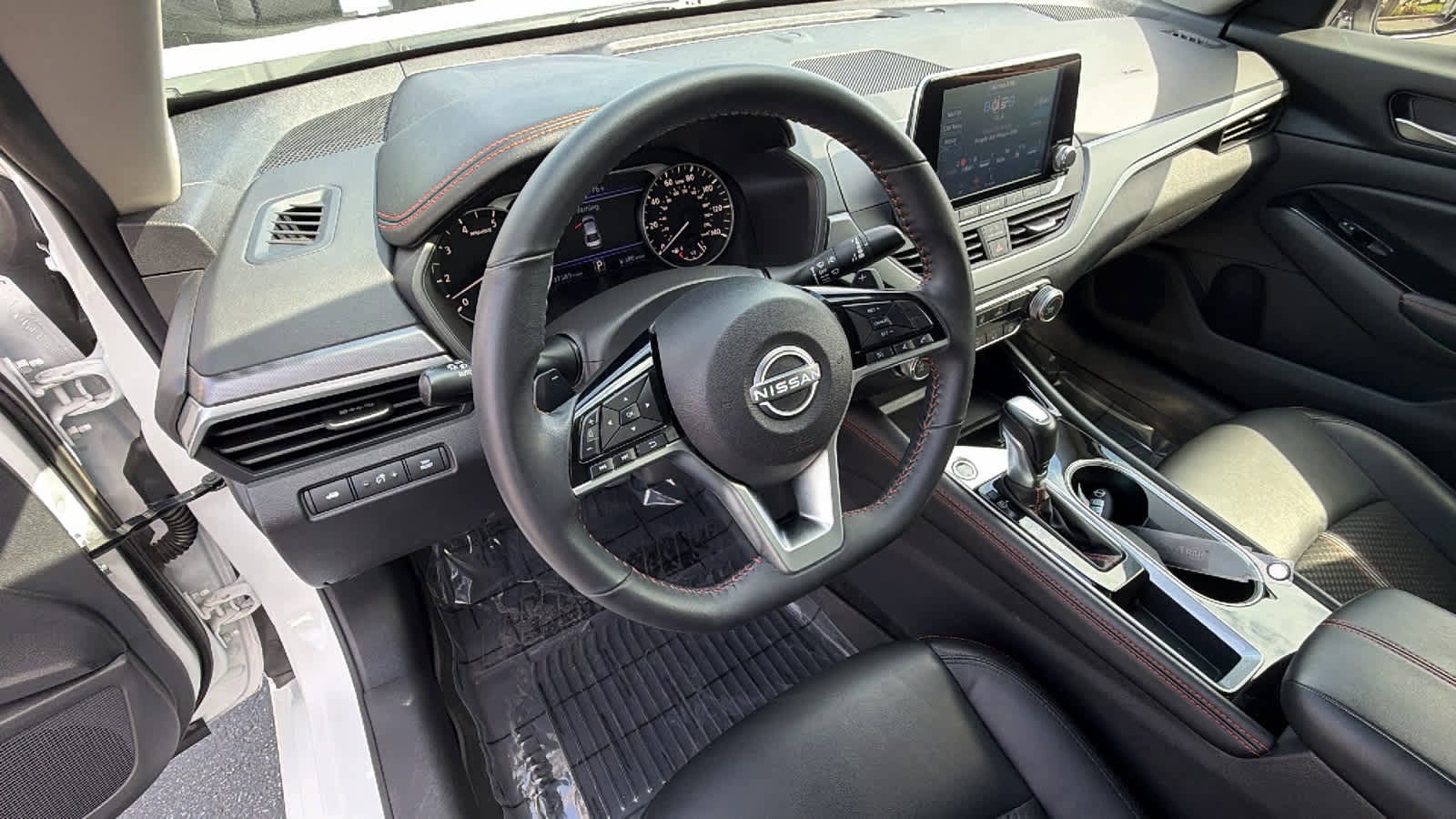 Thumbnail: 2024 Nissan Altima - 9
