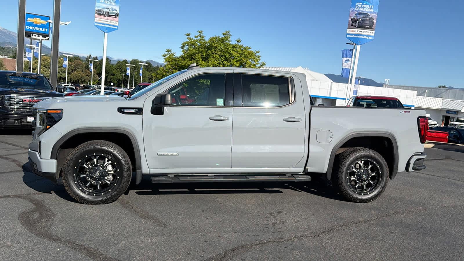 Thumbnail: 2024 GMC Sierra 1500 - 8