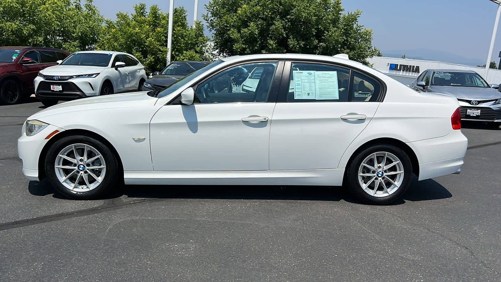 Thumbnail: 2010 BMW 3 Series - 8
