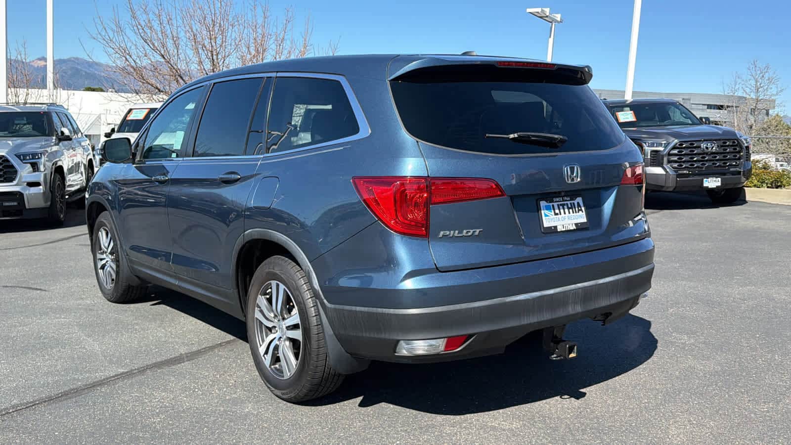 Thumbnail: 2018 Honda Pilot - 7